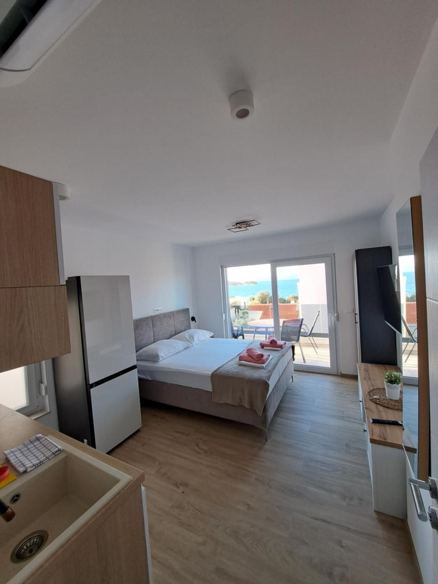 פטרצ'אנה M&M Luxury Apartments מראה חיצוני תמונה