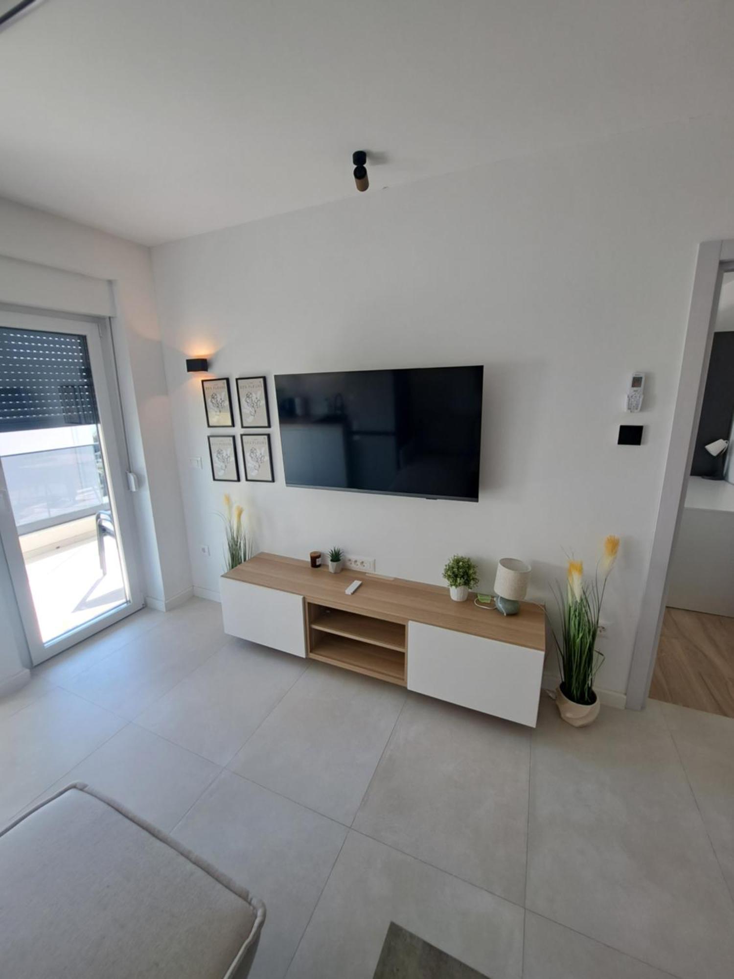 פטרצ'אנה M&M Luxury Apartments מראה חיצוני תמונה